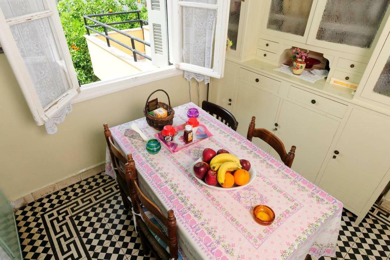 Zeta'S Vintage House In The Centre Of Sparta Bagian luar foto
